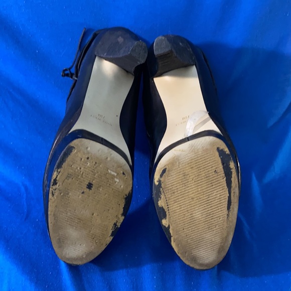 9 West leather upper platform booties - Picture 3 of 4